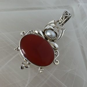 .925 Sterling Silver Pendant Carnelian & Pearl